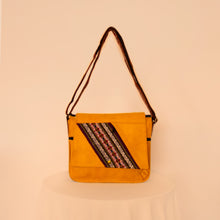 Cargar imagen en el visor de la galería, Bolso TINKU suede