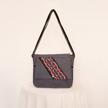 Cargar imagen en el visor de la galería, Bolso TINKU suede