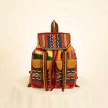 Cargar imagen en el visor de la galería, Mochila Munay mediana