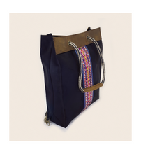 Cargar imagen en el visor de la galería, Bolso Mochila Ima sumac