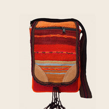 Cargar imagen en el visor de la galería, Bolso Allpa chica