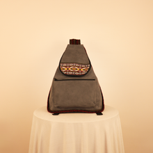 Cargar imagen en el visor de la galería, Mochila Uchuy grande